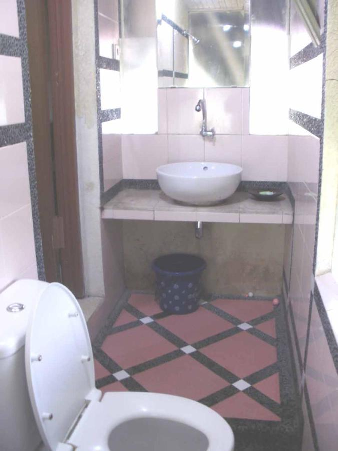 Hotel Lembah Safari Cisarua Puncak Dış mekan fotoğraf